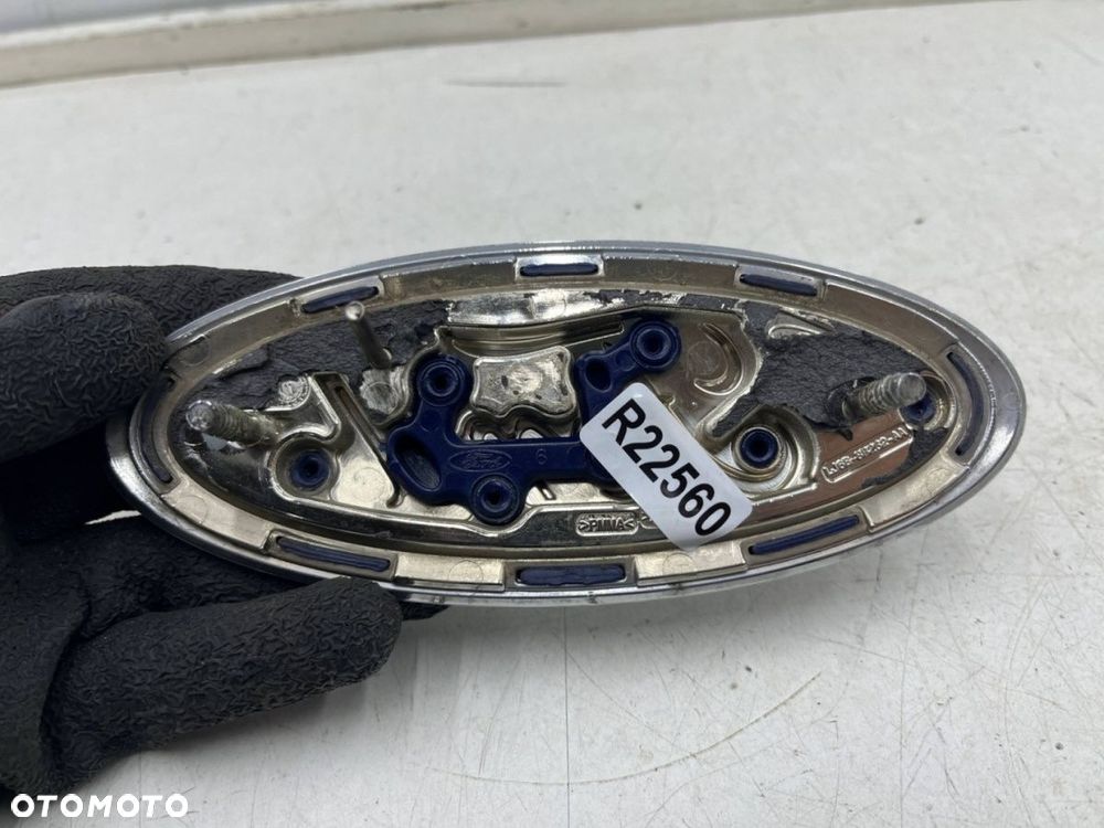 Znaczek Ford Kuga MK3 20-24r. przedni znaczek zderzaka atrapy maski emblemat przód ORYGNALNY - 3