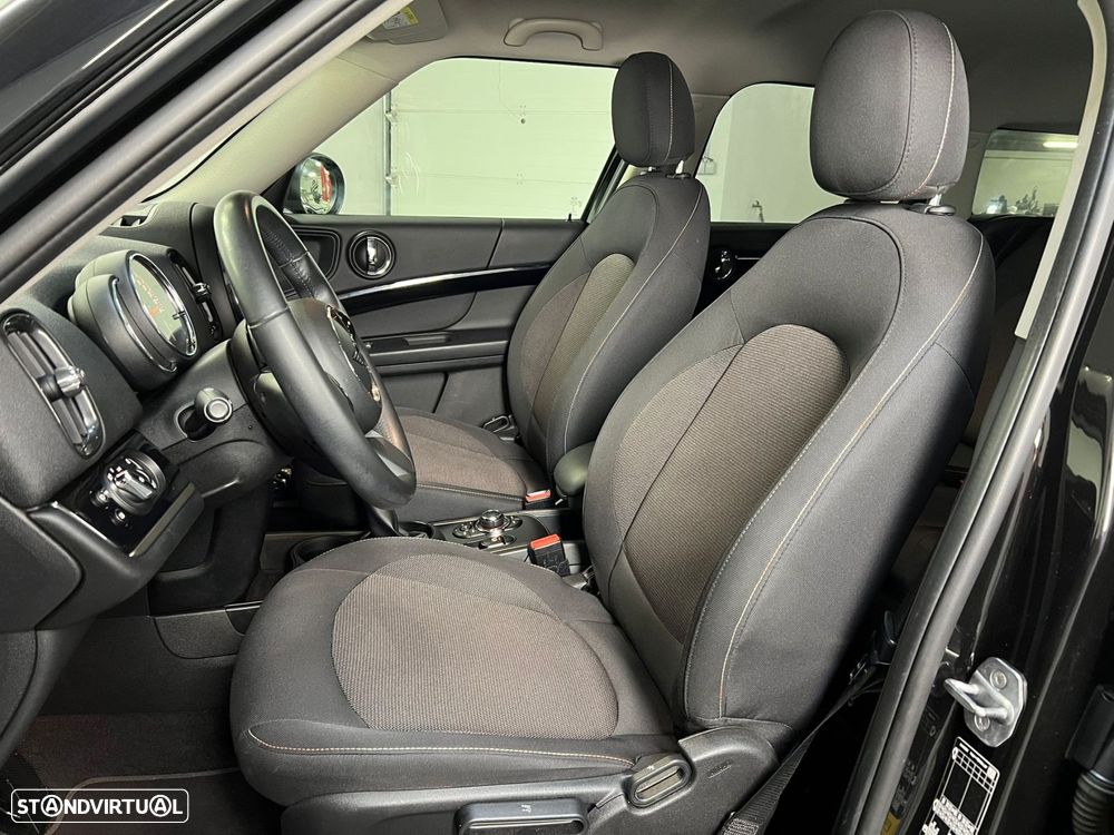 MINI Countryman Cooper SE ALL4 Auto - 6