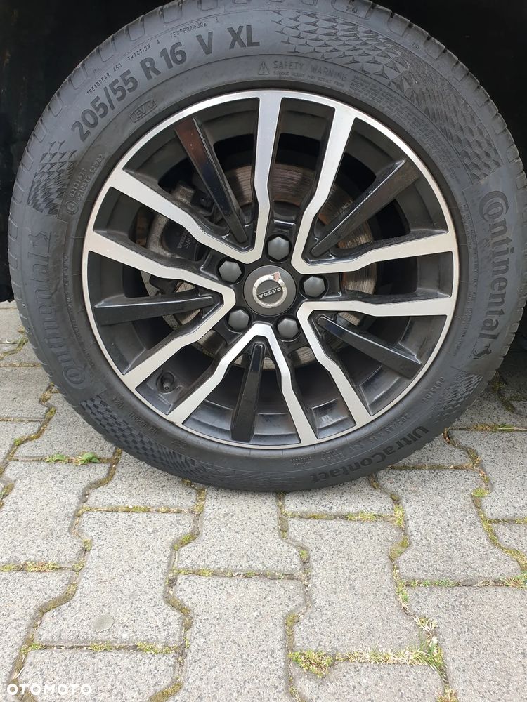 Volvo V40 D3 Inscription - 38