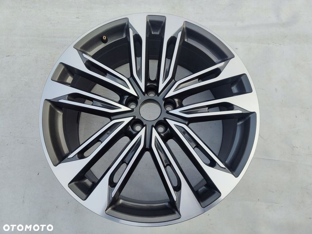 FELGA AUDI A6 C8 S LINE 21 4K0601025BJ ORYGINAŁ JAK NOWA tel.509100323 - 1