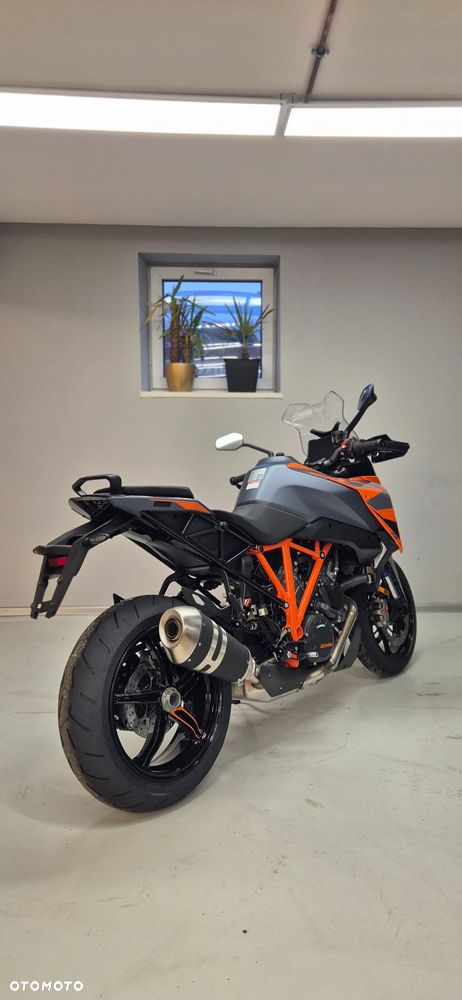 KTM Super Duke - 5