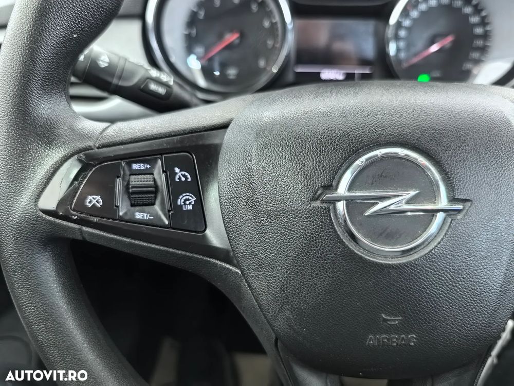 Opel Astra 1.2L Turbo Start/Stop Edition - 16