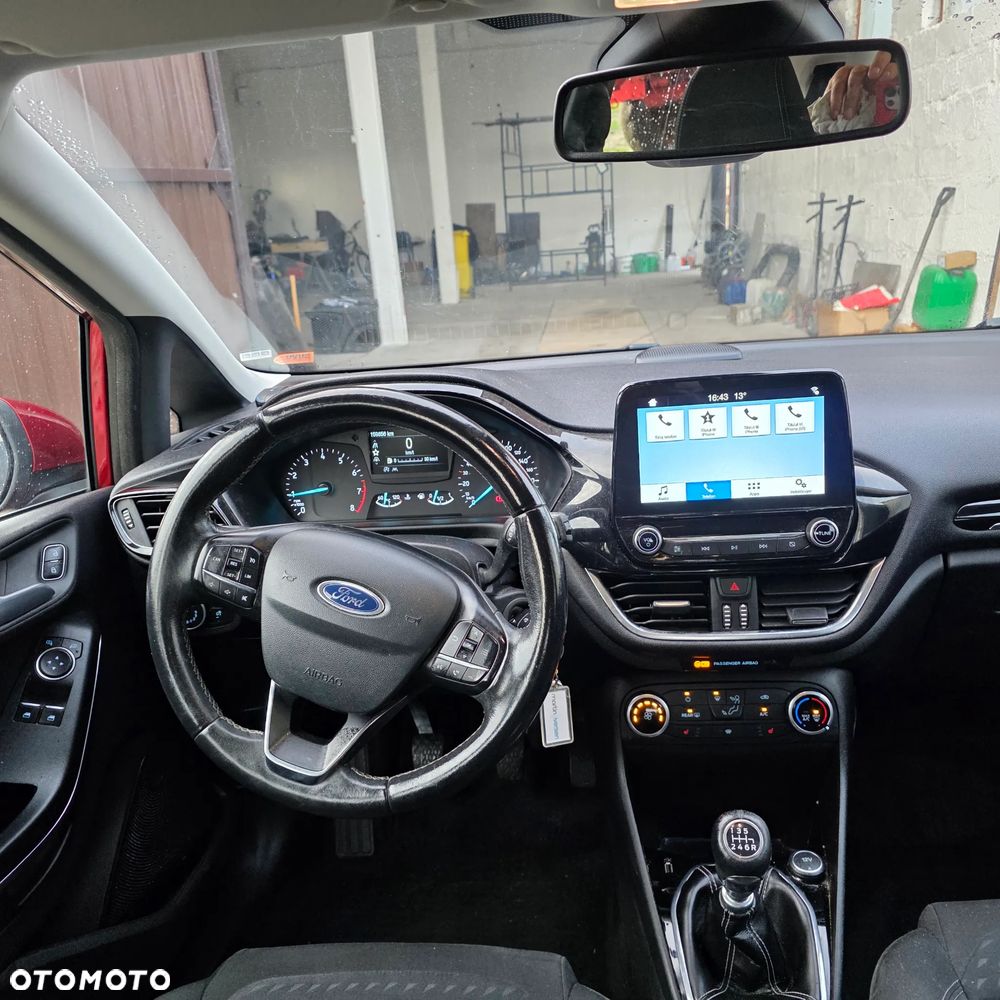 Ford Fiesta - 9