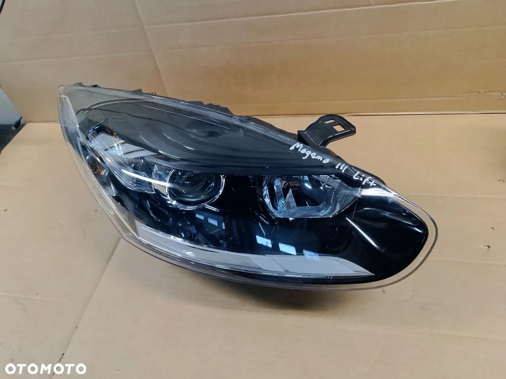 LAMPA PRZÓD PRZEDNIA PRAWA RENAULT MEGANE III LIFT 260106129R EUROPA IGŁA - 5