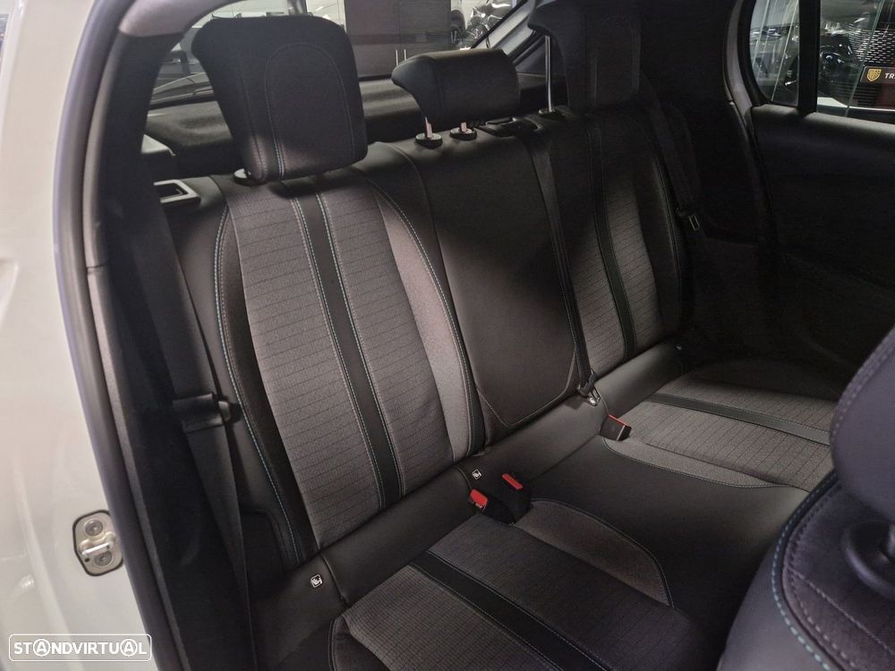 Peugeot e-208 50 kWh Allure - 13