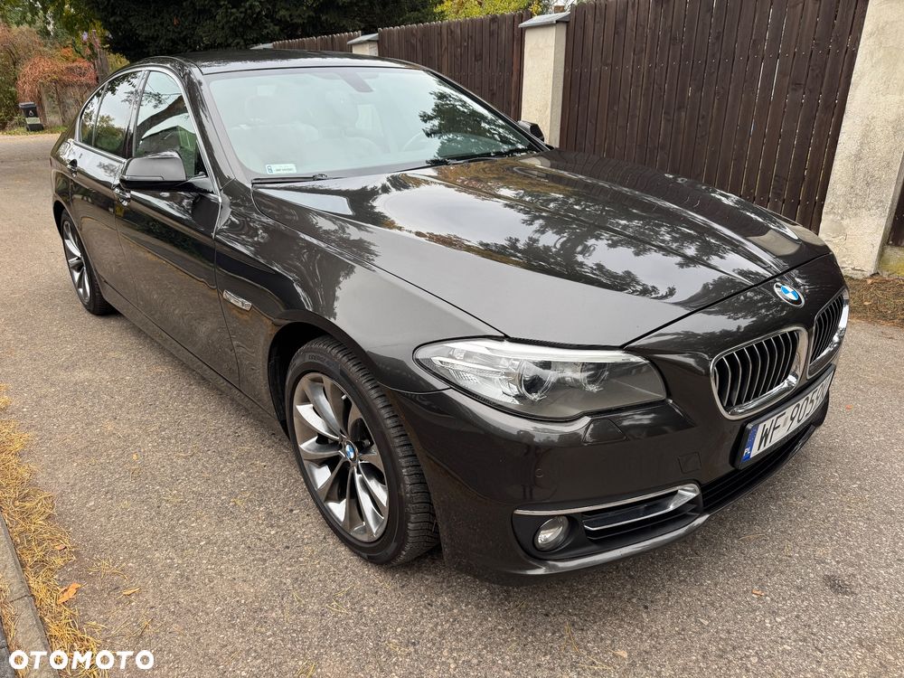 BMW Seria 5 525d xDrive Luxury Line - 4
