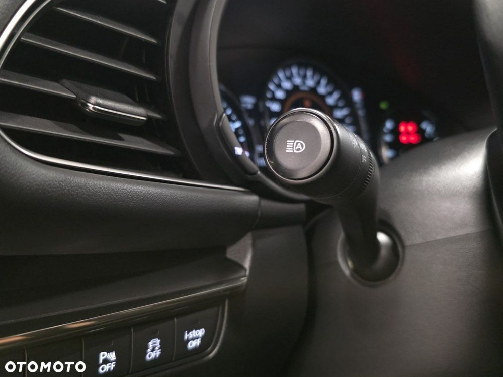 Mazda 3 e-SKYACTIV-G 2.0 M HYBRID SELECTION - 30