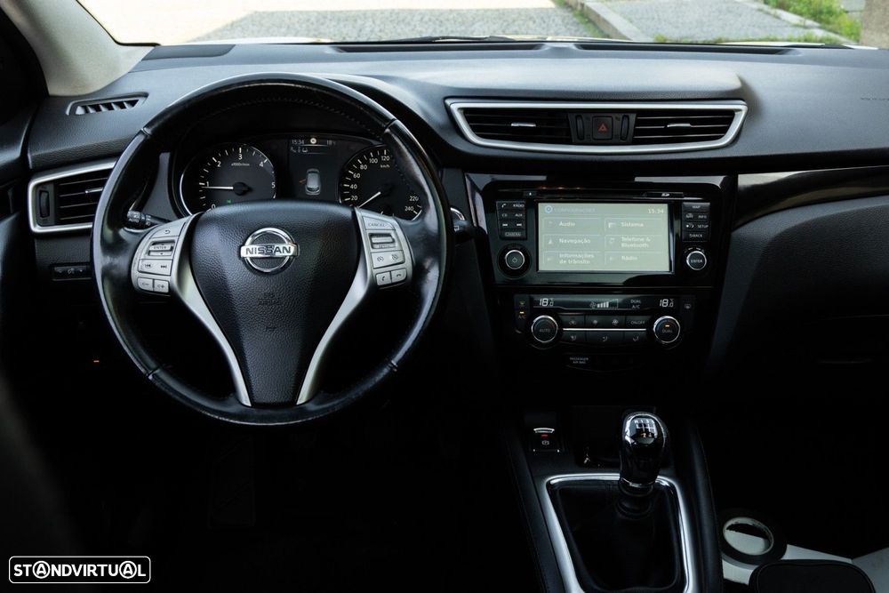 Nissan Qashqai 1.5 dCi N-Connecta - 49