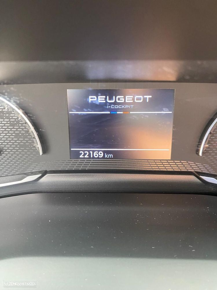 Peugeot 2008 1.2 PureTech Style - 11