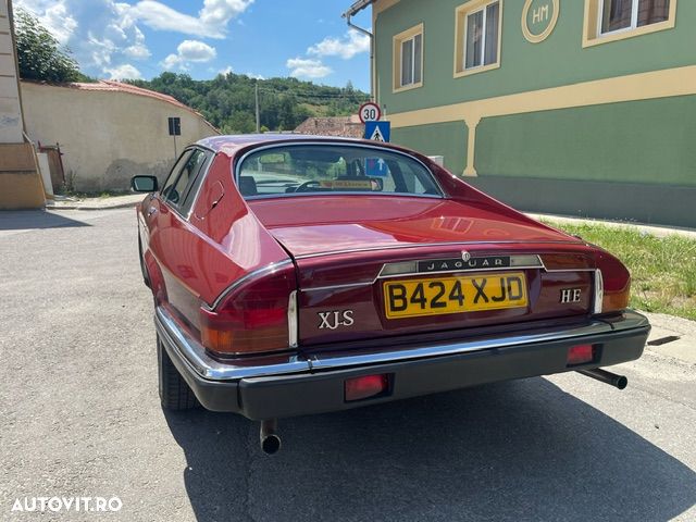 Jaguar XJS - 11
