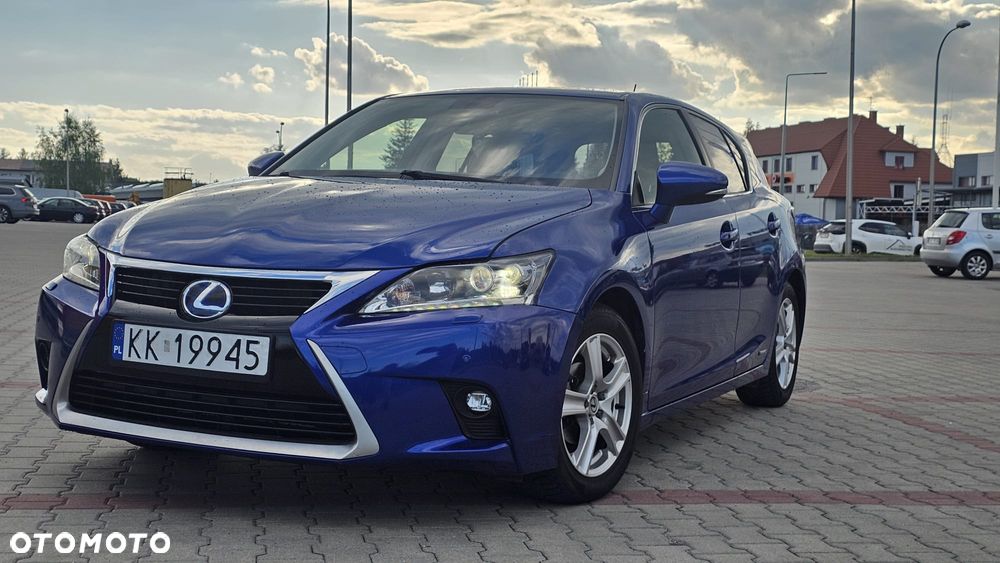 Lexus CT - 6