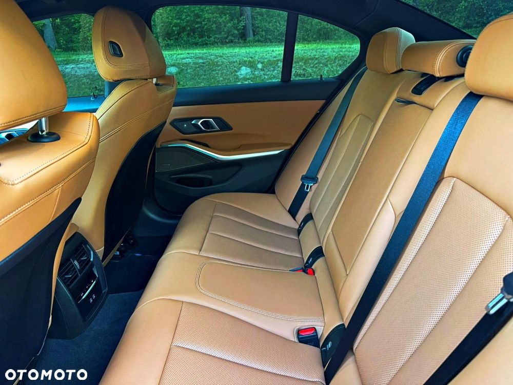 BMW Seria 3 - 15