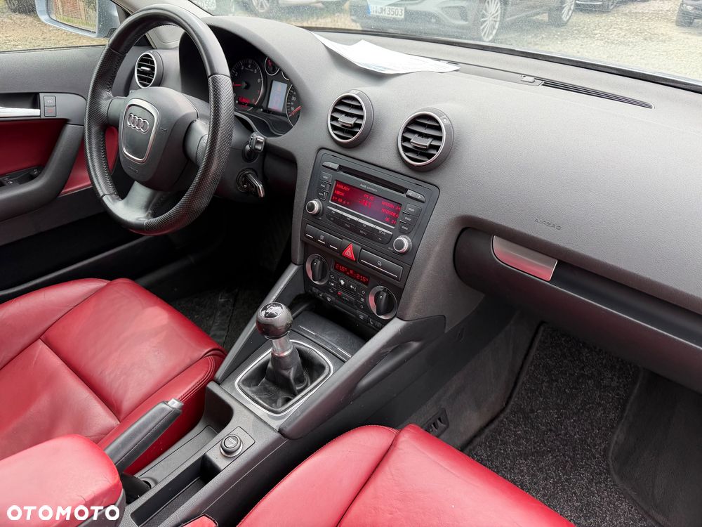 Audi A3 Sportback 1.6 S line Sportpaket plus - 37