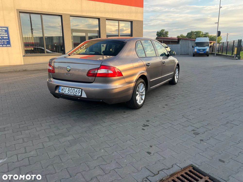 Skoda Superb 2.0 TDI Active - 6