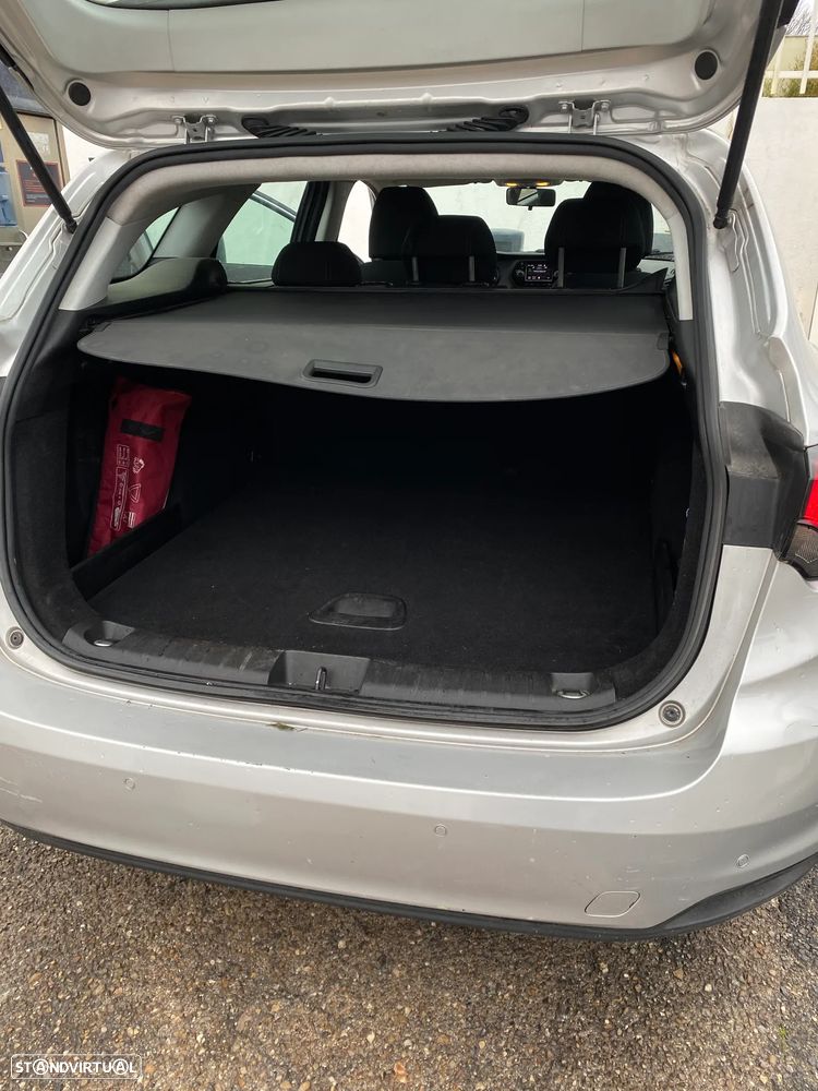 Fiat Tipo Station Wagon 1.3 M-Jet Lounge - 10