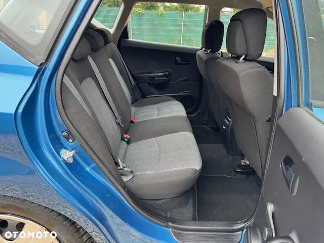 Kia Ceed - 24
