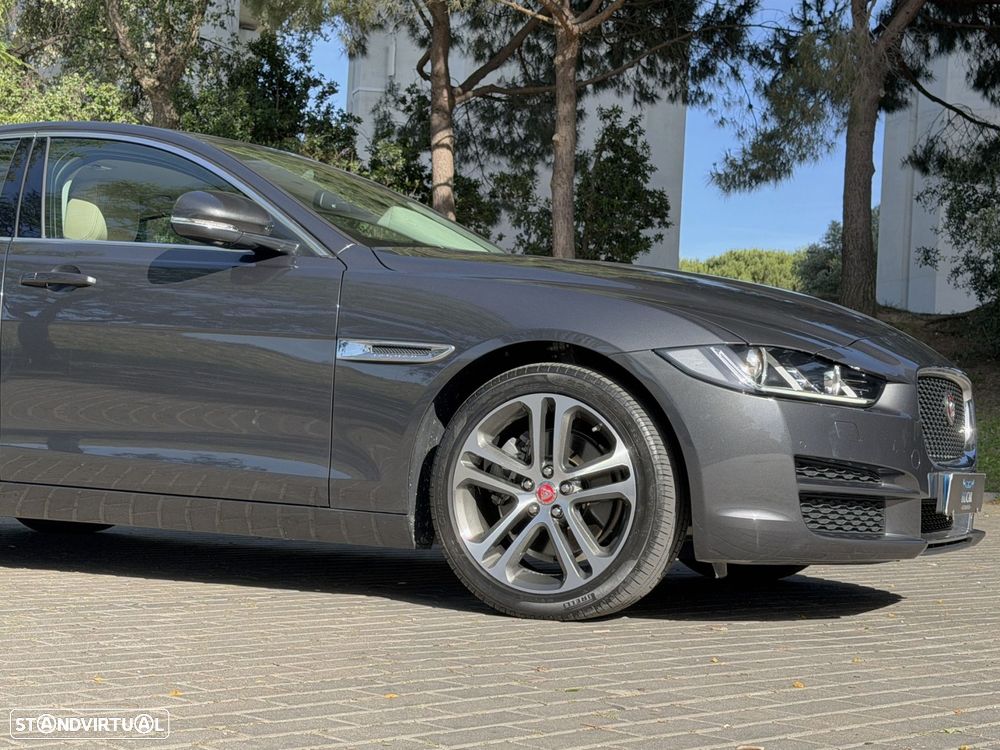 Jaguar XE 2.0 D Prestige Aut. - 14