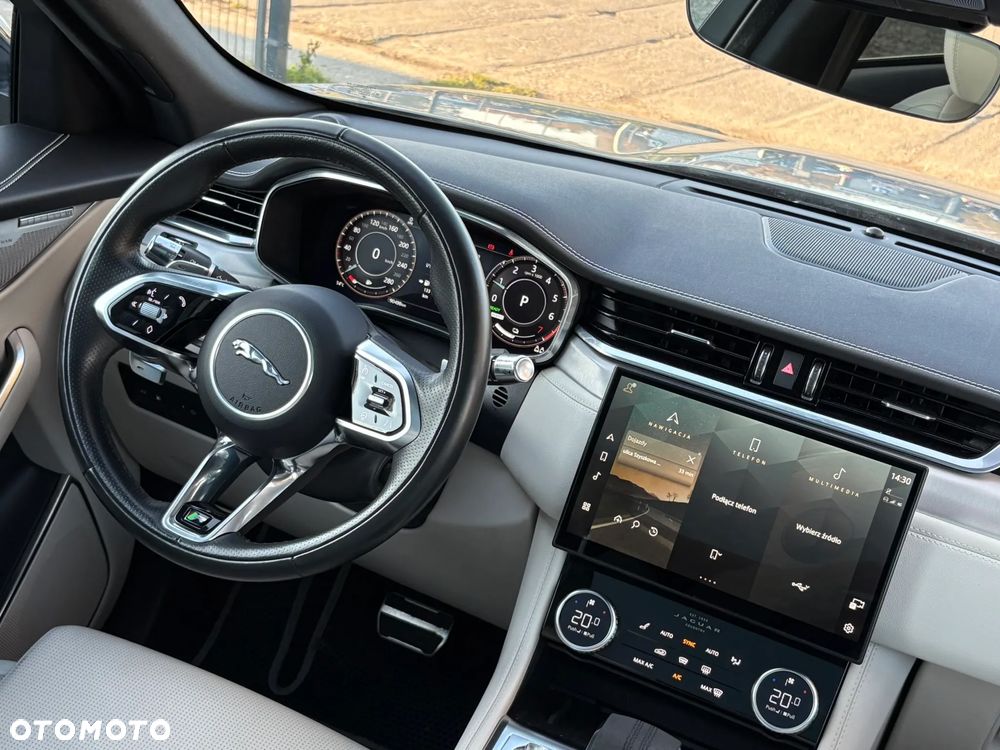 Jaguar F-Pace 2.0 P400e PHEV AWD R-Dynamic SE - 14