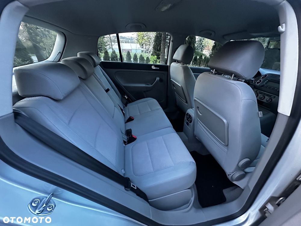 Volkswagen Golf Plus 1.6 FSI Comfortline - 7