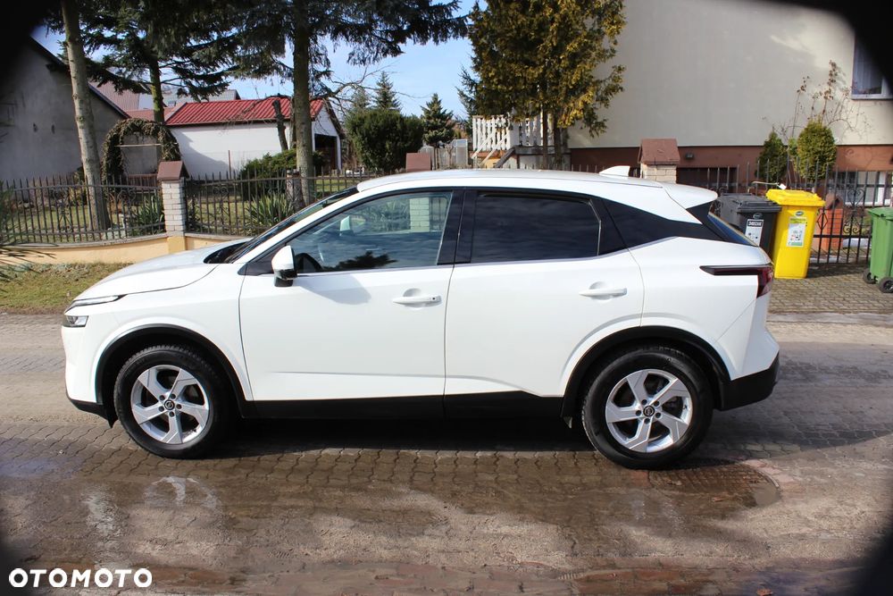 Nissan Qashqai ver-1-3-dig--t-mhev-4x4-tekna-xtronic - 4