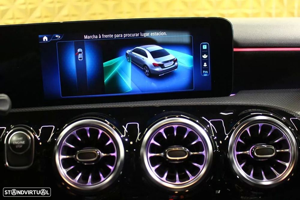 Mercedes-Benz A 250 e AMG Line - 33