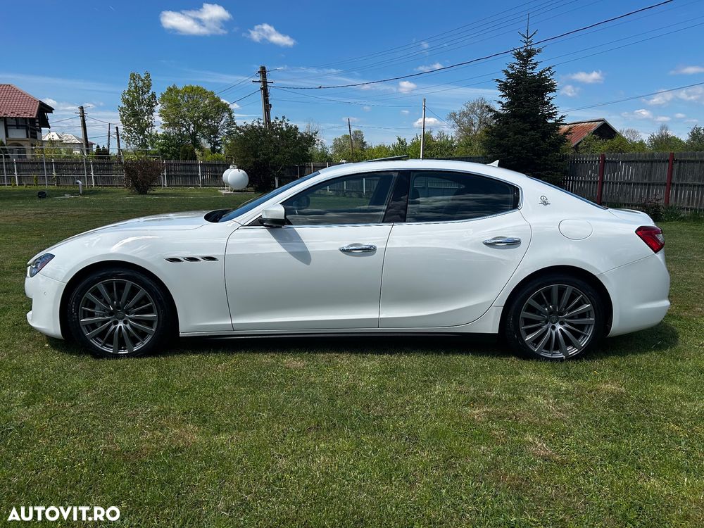 Maserati Ghibli GranLusso - 3