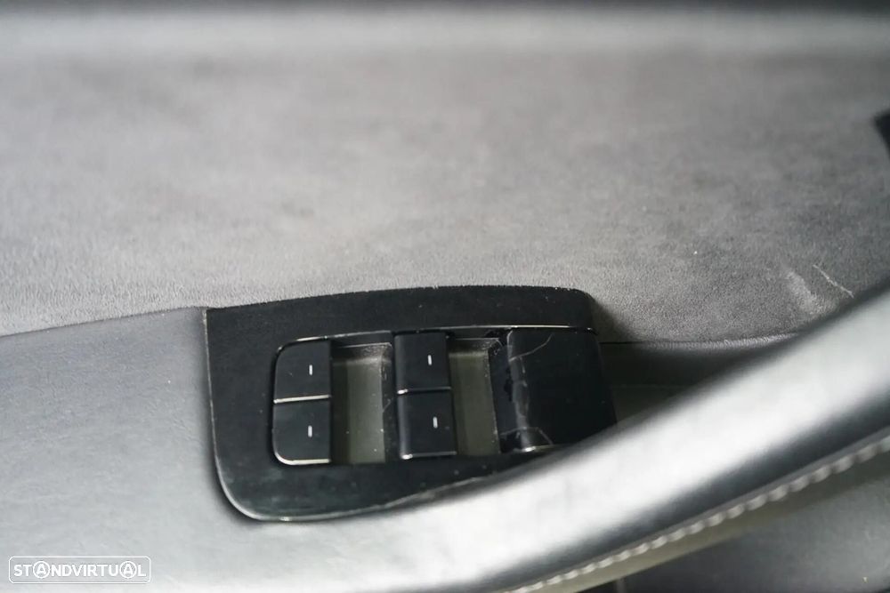 Tesla Model 3 Standard Range Plus RWD - 14