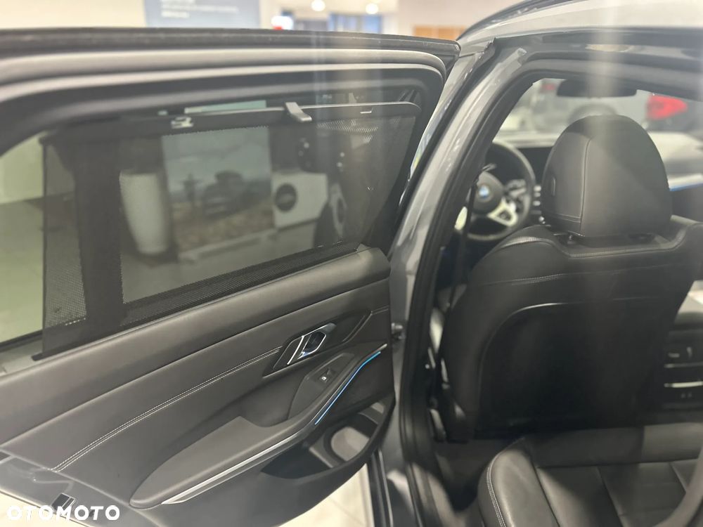 BMW Seria 3 318i M Sport sport - 15