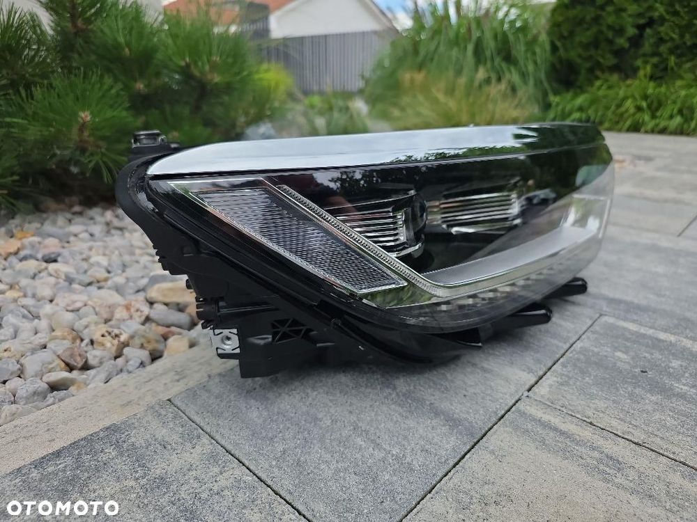 VW PASSAT B8 3G1 Lampa prawa przód Full Led Dynamic 3G1941082C Chrom - 4