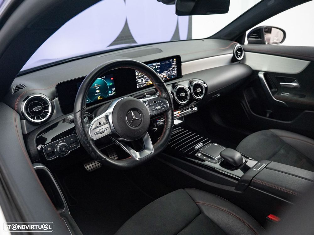 Mercedes-Benz CLA 250 e Shooting Brake AMG Line - 15