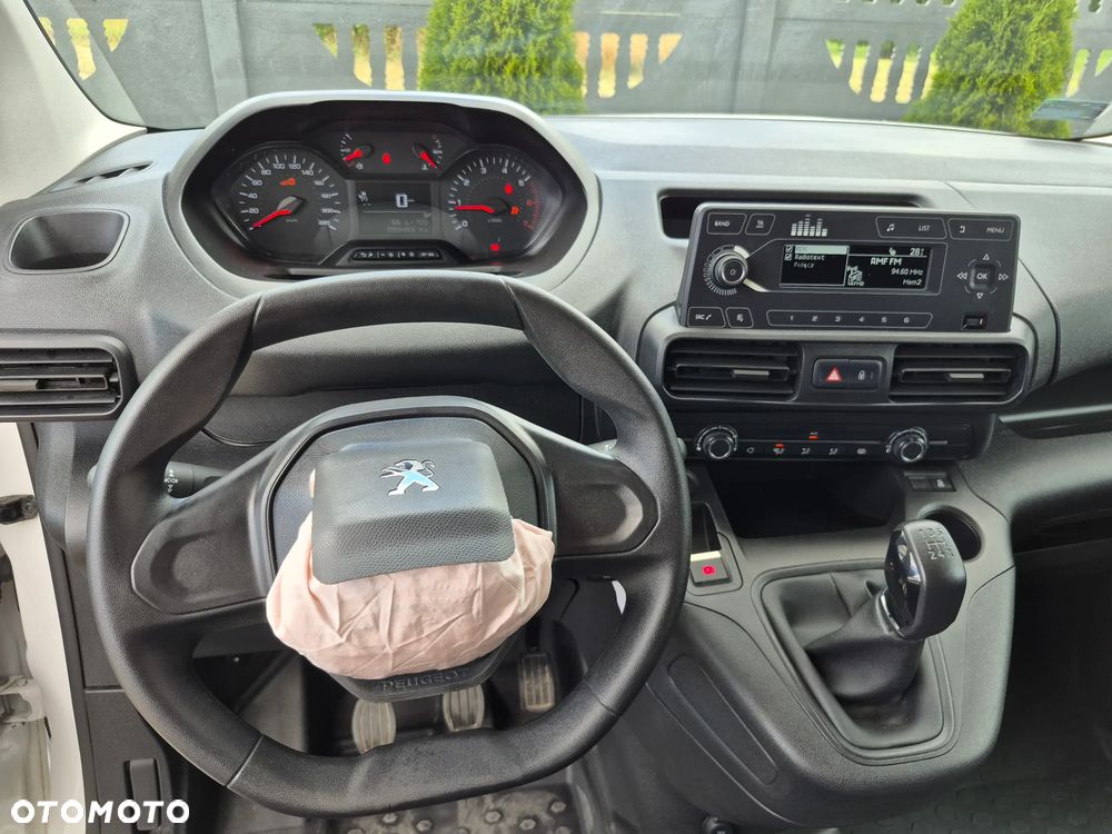 Peugeot PARTNER - 13