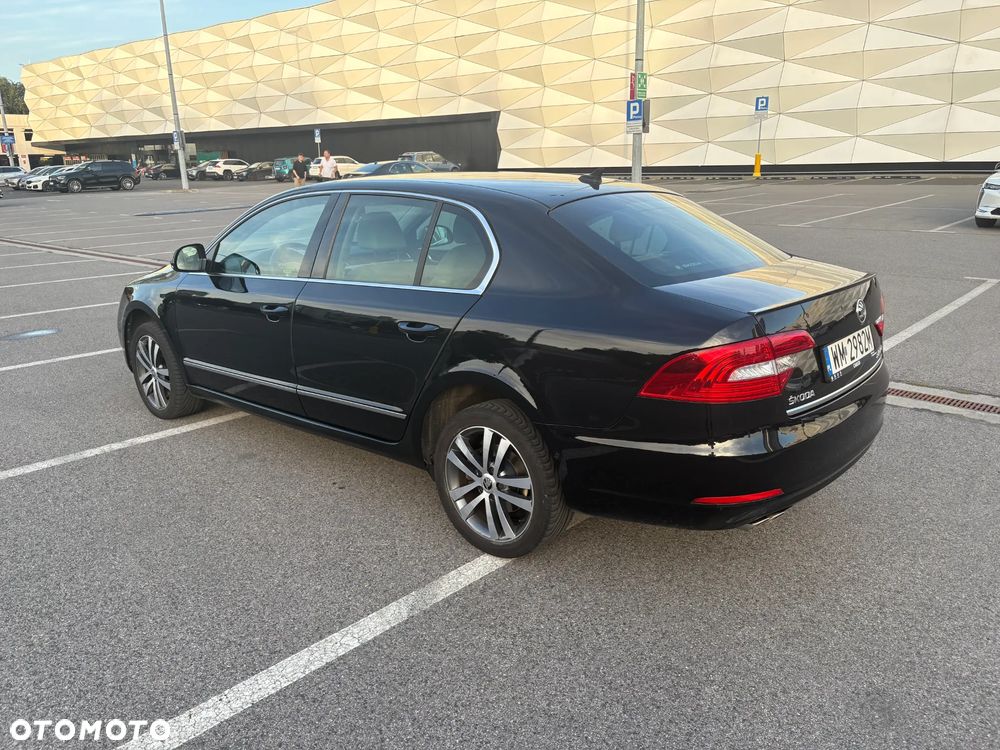 Skoda Superb 2.0 TSI Elegance DSG - 8