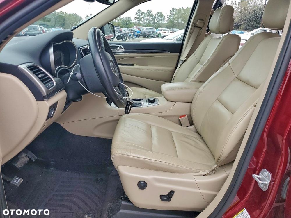Jeep Grand Cherokee - 8