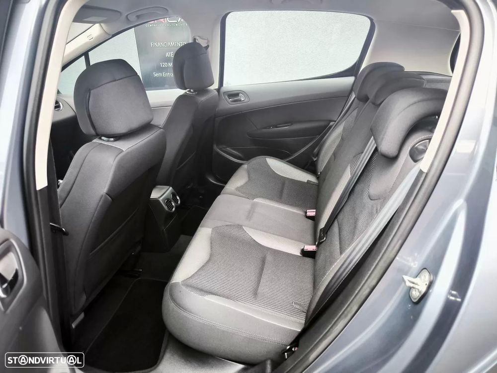 Peugeot 308 1.6 HDi Executive - 21