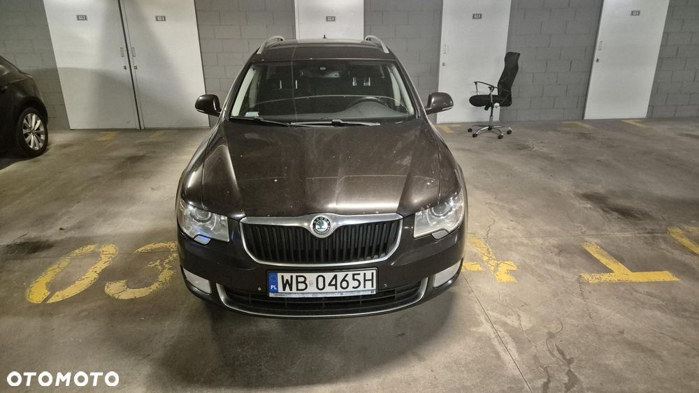 Skoda Superb 2.0 TDI Elegance - 24
