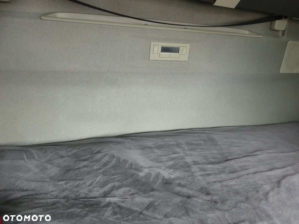 Volvo FH4 460 / EURO 6 / AUTOMAT / HYDRAULIKA / XL / - 25