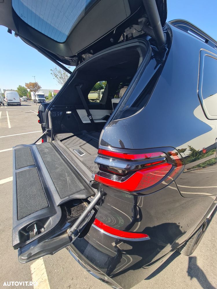 BMW X7 M60i xDrive AT MHEV - 14