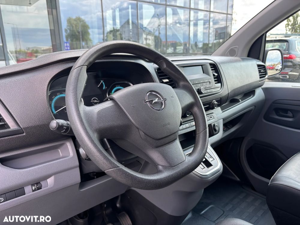 Opel Vivaro - 7