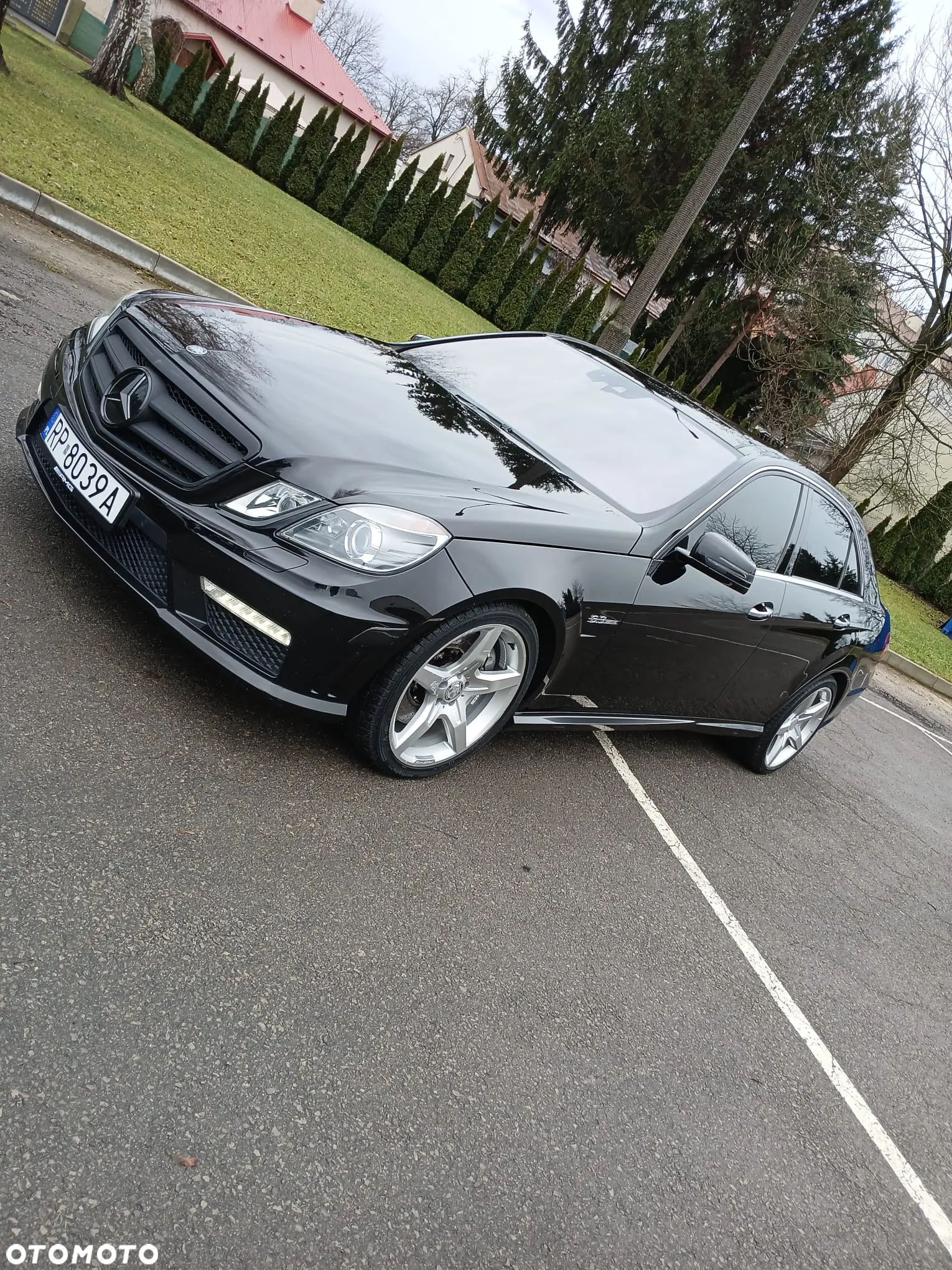 Mercedes-Benz Klasa E 63 AMG AMG Speedshift 7G-MCT - 3