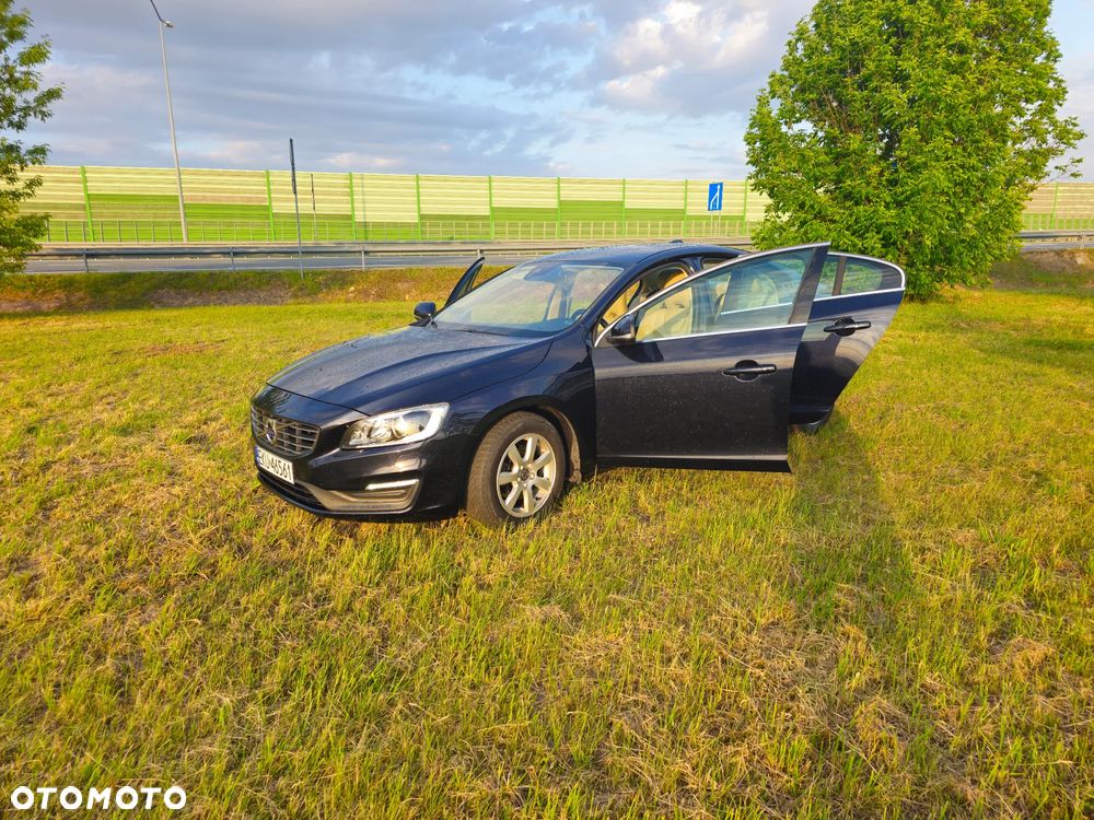 Volvo S60 D3 Drive-E Summum - 6