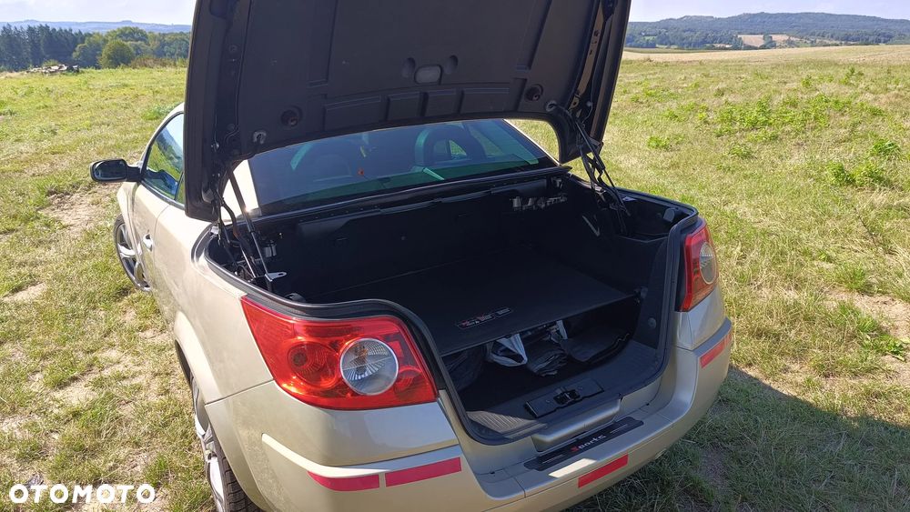 Renault Megane 2.0 Coupe-Cabriolet Confort Dynamique - 11