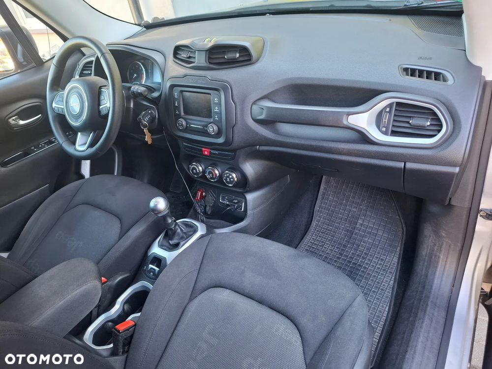 Jeep Renegade 1.6 E-TorQ Longitude FWD - 11