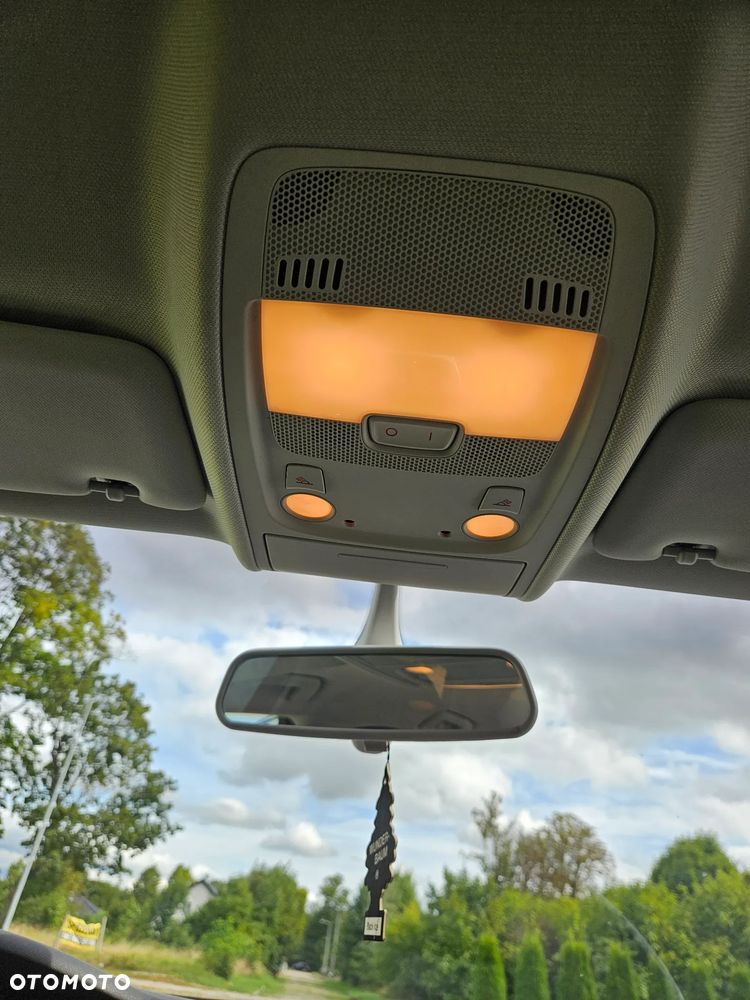 Audi A4 Limousine - 17