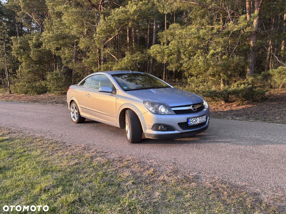 Opel Astra - 2