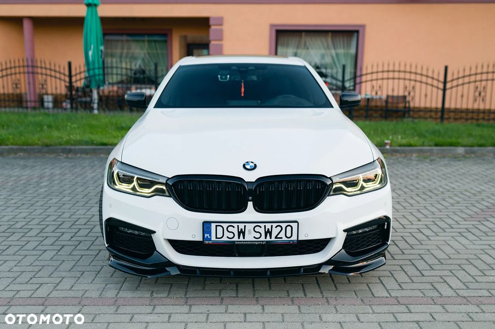 BMW Seria 5 520d xDrive M Sport Edition - 1