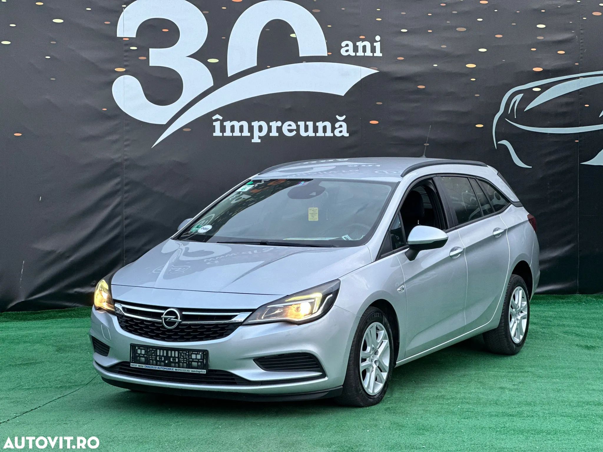 Opel Astra 1.6 CDTI DPF ecoFLEX Sports TourerStart/Stop Edition - 1