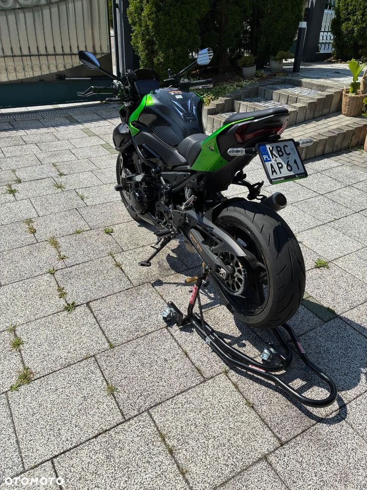 Kawasaki Z 900 - 7