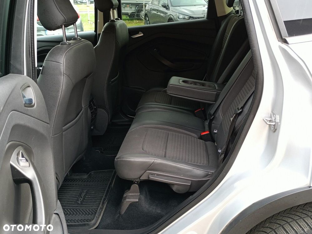 Ford Kuga 1.5 EcoBoost FWD Titanium - 8
