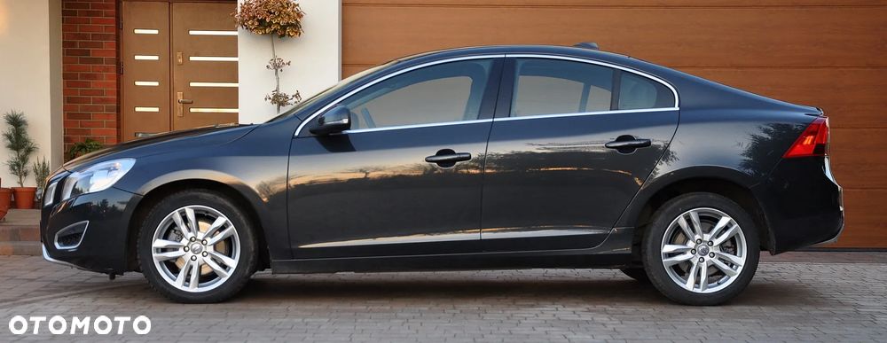 Volvo S60 D4 Geartronic - 4