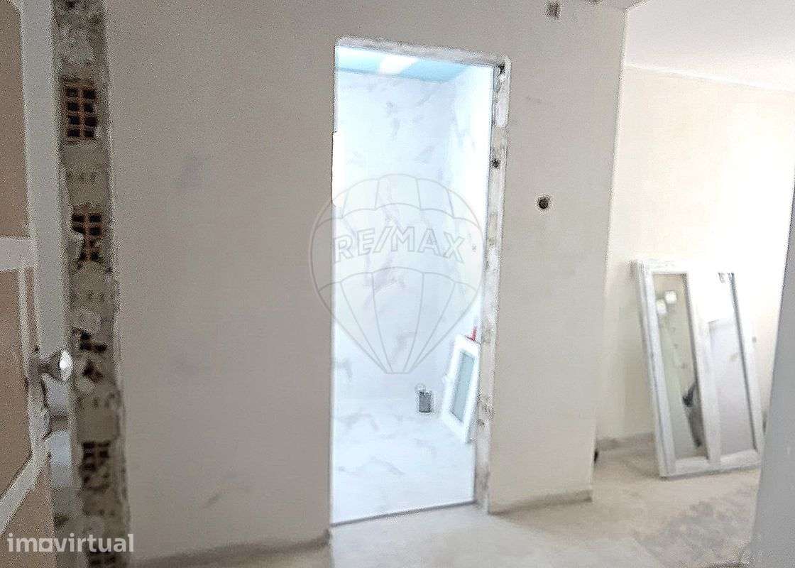 Apartamento T1 para venda - Grande imagem: 2/12